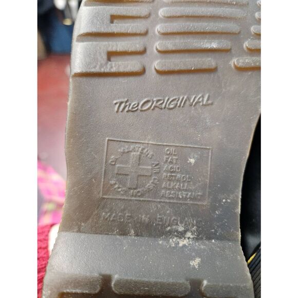 Doc Martens Black Leather Oxfords Womens size 10 Flats The Original Lace Up - Picture 11 of 11